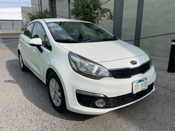 KIA RIO 2017